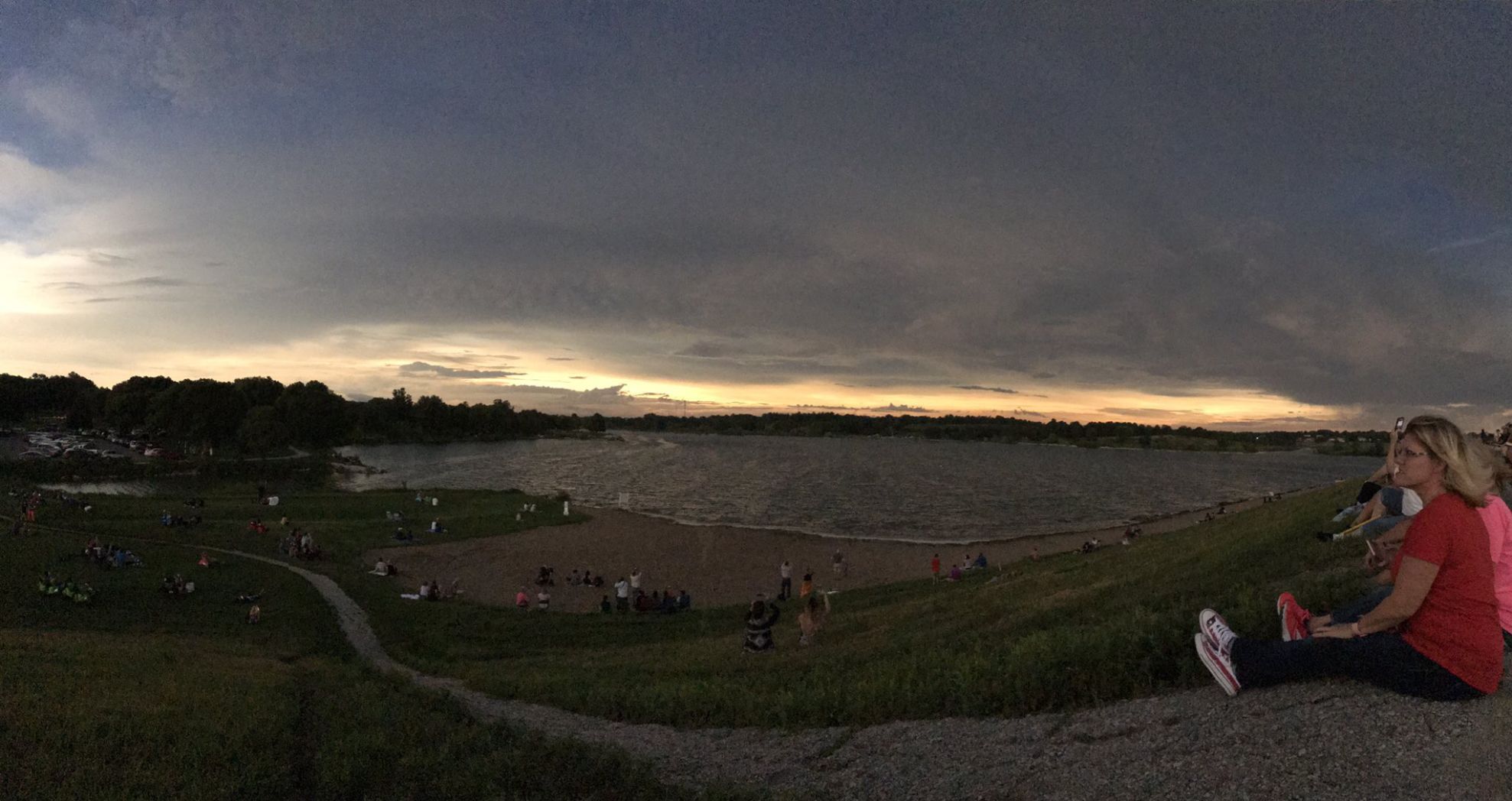 Eclipse Holmes Lake